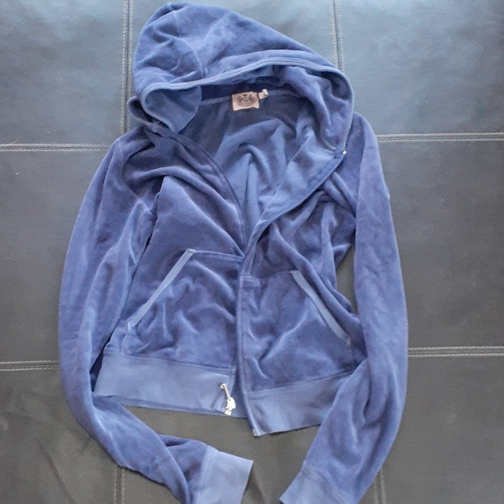 🌷4/$20 Juicy Couture purple hoodie